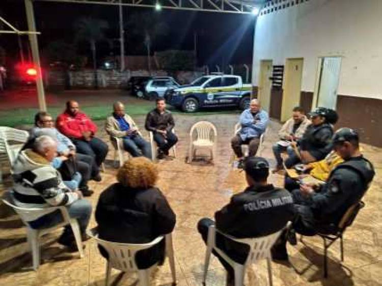 Comandante do 2°BPM Tenente Coronel Paulo Ribeiro dos Santos realiza encontro com lideranças comunitárias e discute demandas