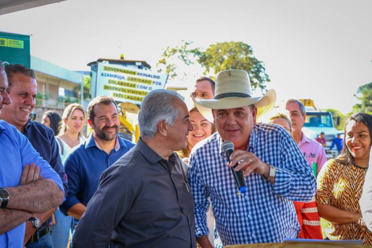 Guerreiro e Governador autorizam início da pavimentação da Av. Custódio Andrews