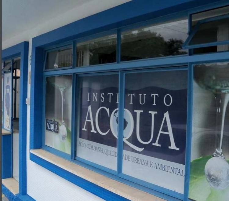 Instituto Acqua acumula fortuna e vários processos na justiça