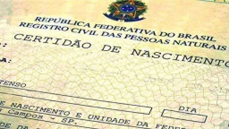 Quer mudar o seu nome? Entenda como funciona nova lei que facilita alteração na certidão de nascimento