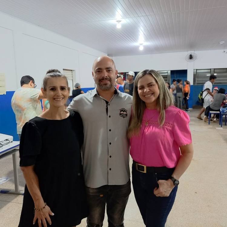 Escola Municipal Parque São Carlos encerra com sucesso projeto interdisciplinar 