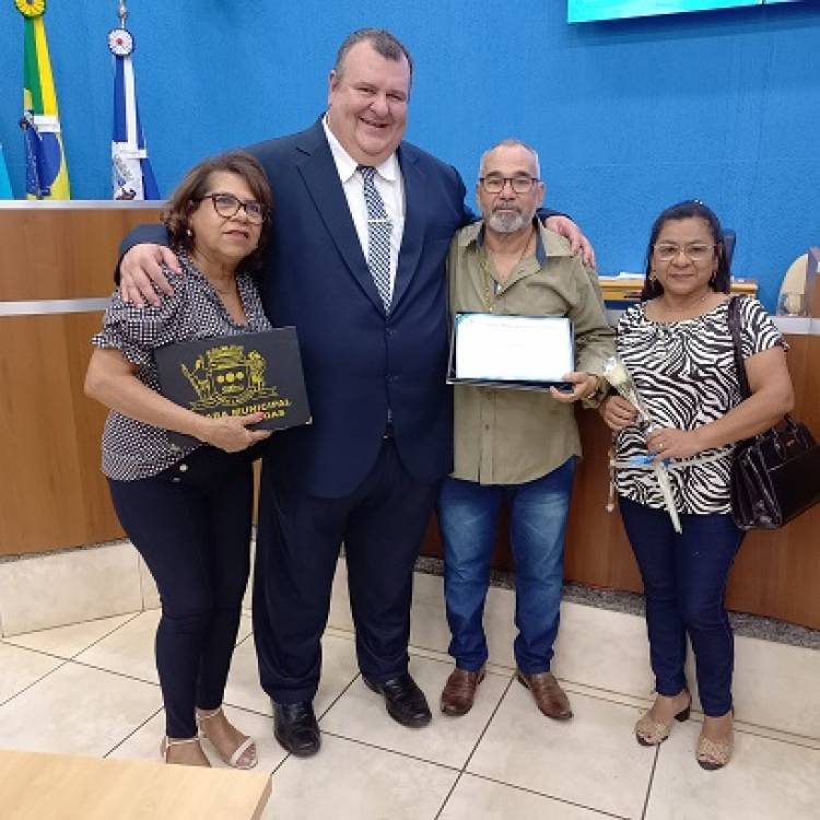 MARIA DO LEVI E JUVENAL MOREIRA SÃO HOMENAGEADOS PELA CÂMARA DE VEREADORES DE TRÊS LAGOAS MS. 