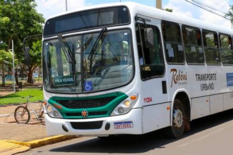 Embarque e desembarque do ponto de ônibus da Praça Ramez Tebet mudará de local,