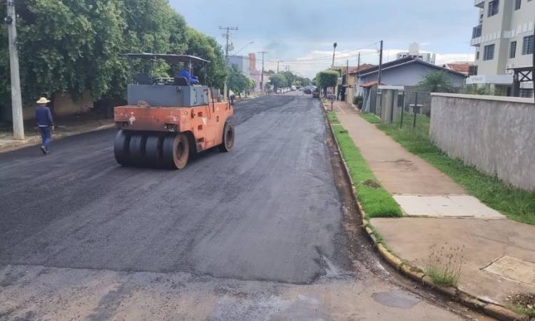 SEINTRA conclui recapeamento de trecho de ruas no Centro de Três Lagoas