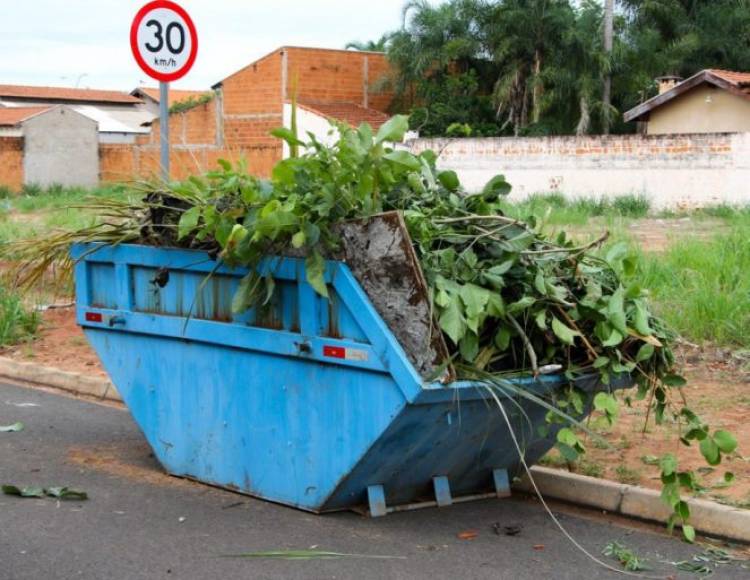 Mutirão de Limpeza segue até o dia 20 no bairro Santa Luzia
