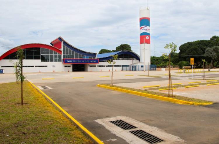 Estacionamento da Feira Central será inaugurado amanhã (17) e praça de alimentação passa a abrir às sextas-feiras