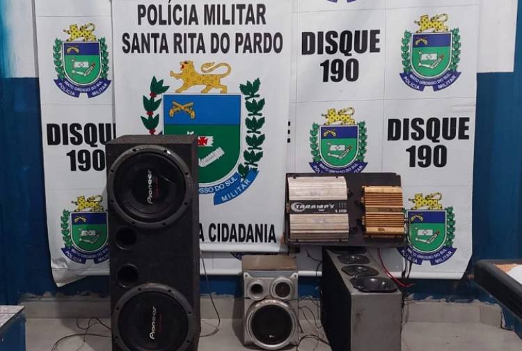 Polícia Militar prende homem por perturbação do sossego e apreende aparelhagem sonora em Santa Rita do Pardo