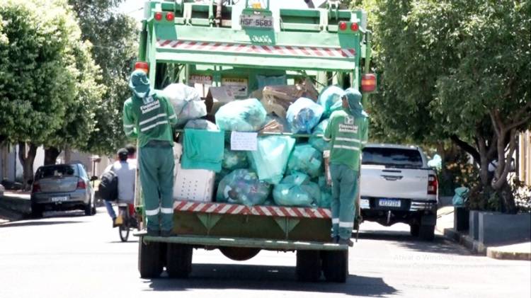 Prefeitura passa a cobrar taxa de lixo a partir do próximo mês