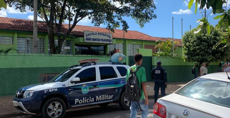 Polícia Militar em Três Lagoas transmite orientações sobre supostos ataques em Escolas