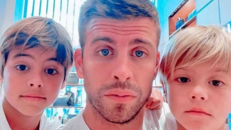 Piqué pediu menos tempo com os filhos