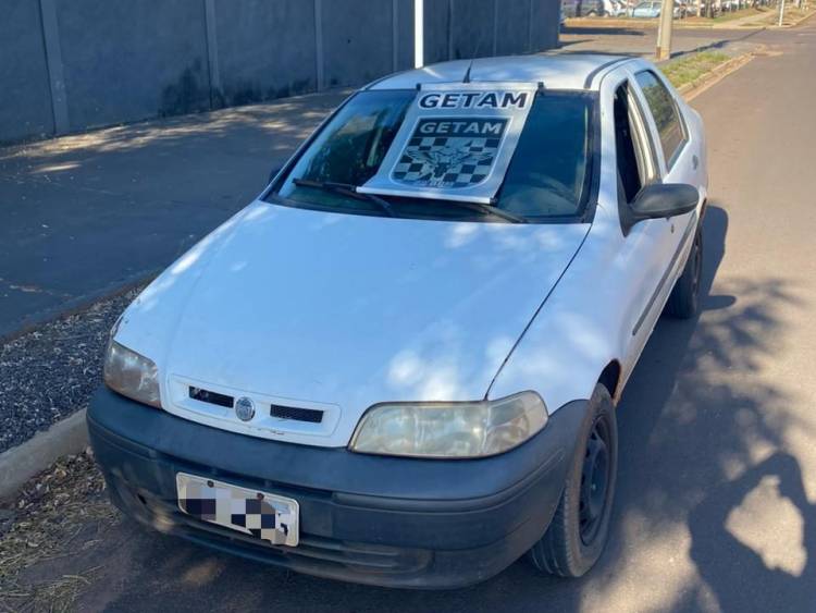 Polícia Militar recupera veículo furtado em Três Lagoas