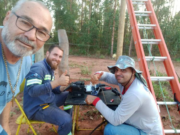 TEM COISA BOA CHEGANDO: Gigabyte leva fibra óptica para o Bairro Maresias a 40 km da cidade de Três Lagoas
