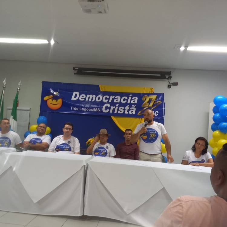 Dr. Ruy Costa Neto Pré Candidato a prefeito de Três Lagoas reúne mais de 600 pessoas em evento do DEMOCRACIA CRISTÃ - DC 27