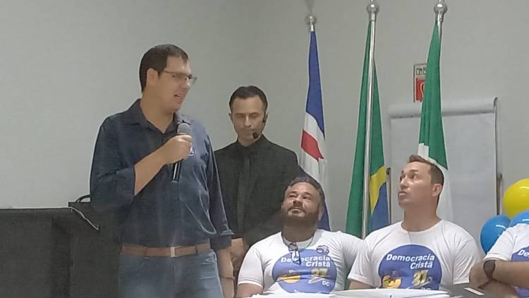 Dr. Ruy Costa Neto Pré Candidato a prefeito de Três Lagoas reúne mais de 600 pessoas em evento do DEMOCRACIA CRISTÃ - DC 27