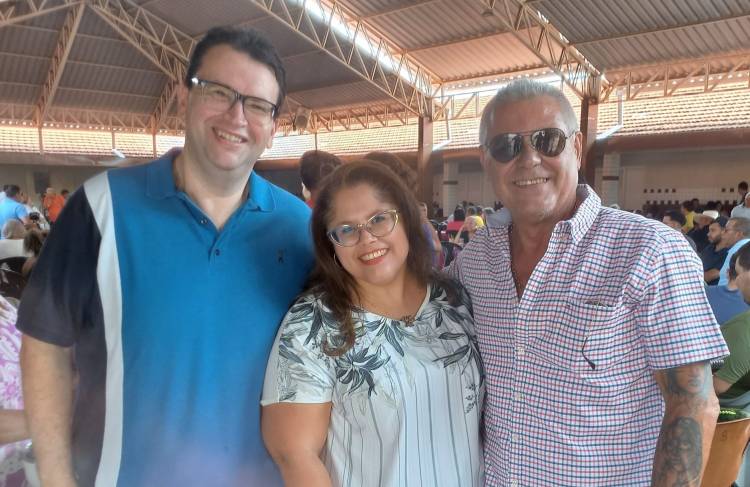 Paróquia de Santa Luzia comemora Jubileu de Diamante com mega churrasco de manta