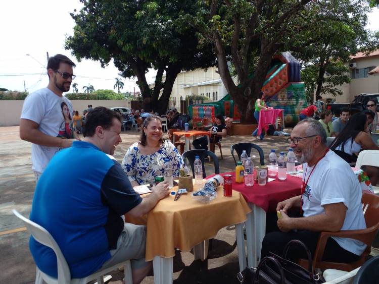 Paróquia de Santa Luzia comemora Jubileu de Diamante com mega churrasco de manta