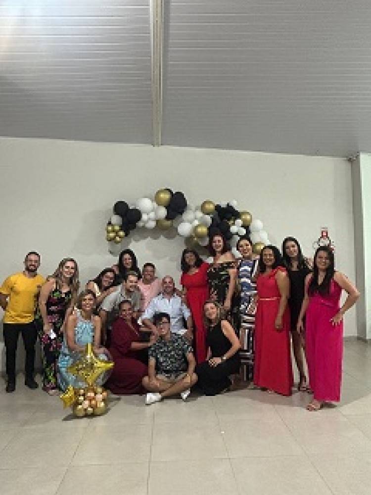 Emoção marca confraternização de final de ano da Escola Municipal Parque São Carlos
