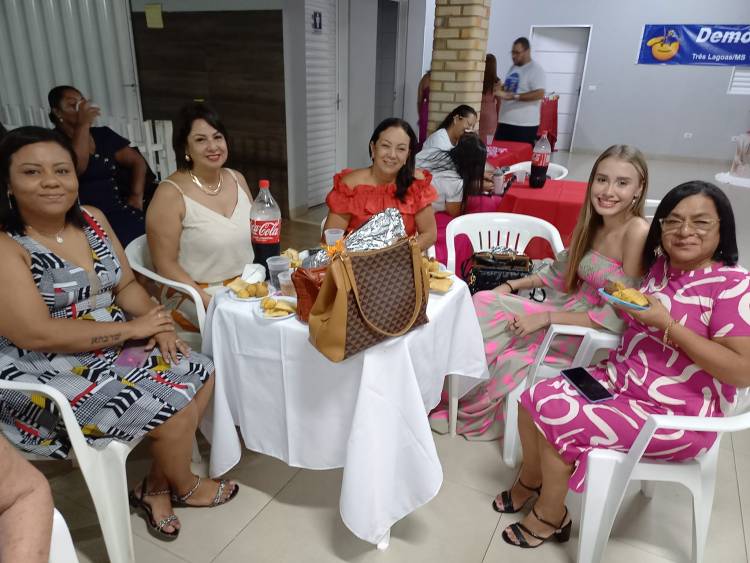 Mulheres do Democracia Cristã comemoram o Dia Internacional da Mulher