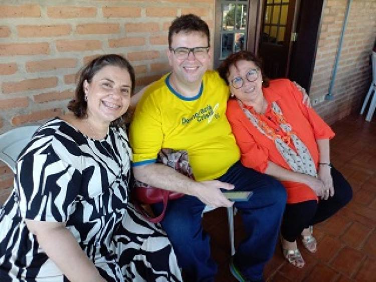 Dr. Ruy Costa oficializa pré candidatura de Marcia Santos a vereadora em Três Lagoas