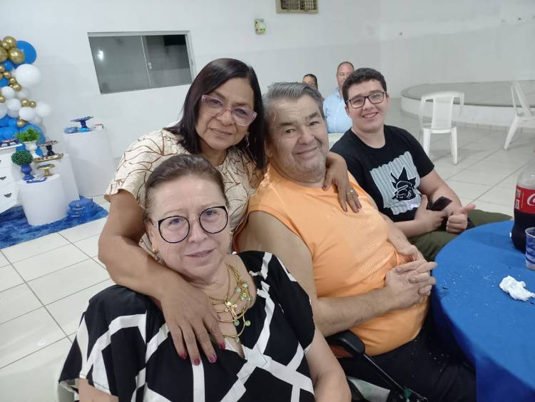 “Bastião” reúne amigos e familiares para comemorar  aniversário de 63 anos