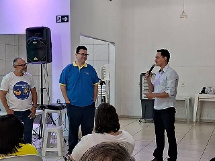 Dr. Ruy Costa reúne-se com familiares e amigos de Junior Melo pré candidato a vereador pelo PDT