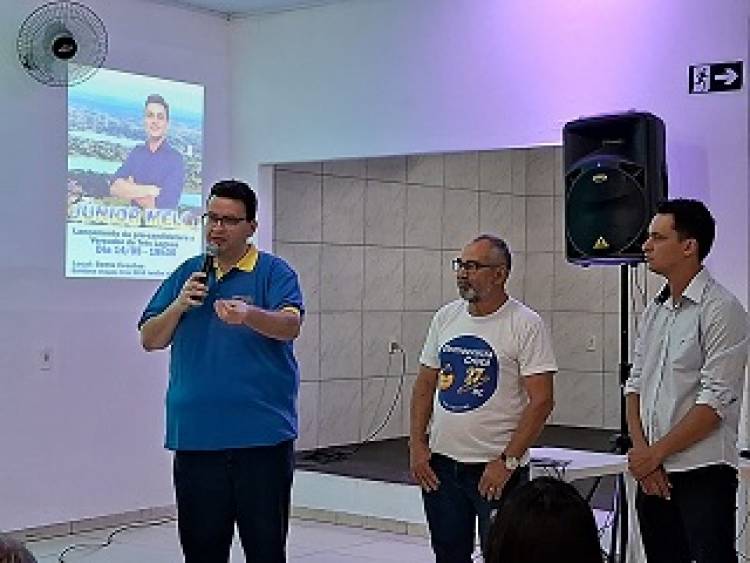 Dr. Ruy Costa reúne-se com familiares e amigos de Junior Melo pré candidato a vereador pelo PDT