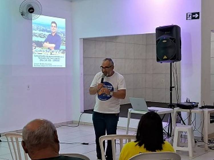 Dr. Ruy Costa reúne-se com familiares e amigos de Junior Melo pré candidato a vereador pelo PDT