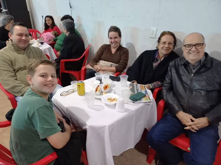 Rafinha ganha festa " MINECRAFT” no aniversário de 09 anos 