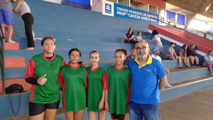 E.M. Parque São Carlos vence basquete 3x3 sub 12 com placar expressivo