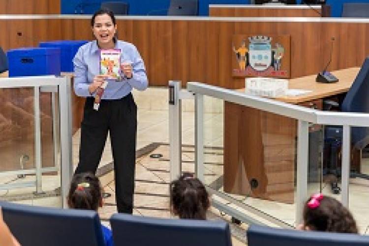 Escola do Legislativo retoma visitas guiadas e  recebe alunos da educação infantil