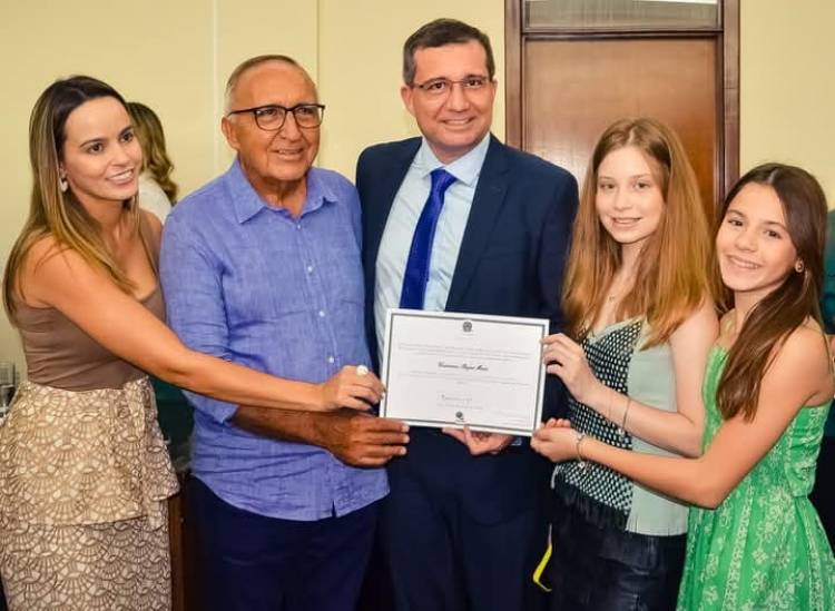 Prefeito Dr. Cassiano Maia e vereadores eleitos em 06 de outubro de 2024 são diplomados em Três Lagoas