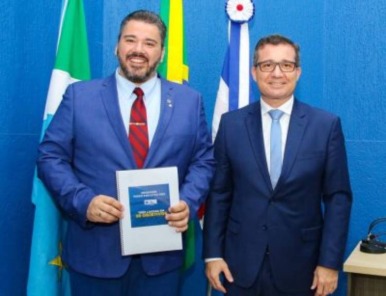  Câmara de Três Lagoas realiza sessão de abertura com mensagem do prefeito Cassiano Maia