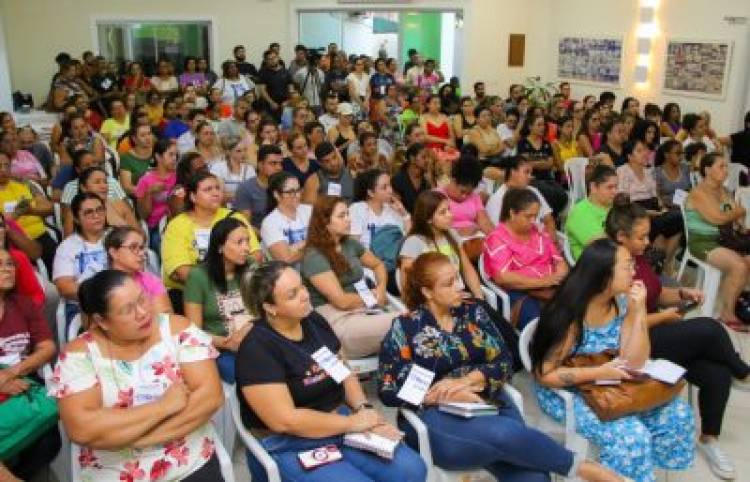 Em Assembleia no Sinted, prefeito dialoga sobre reajuste salarial dos professores e Lei de Responsabilidade Fiscal