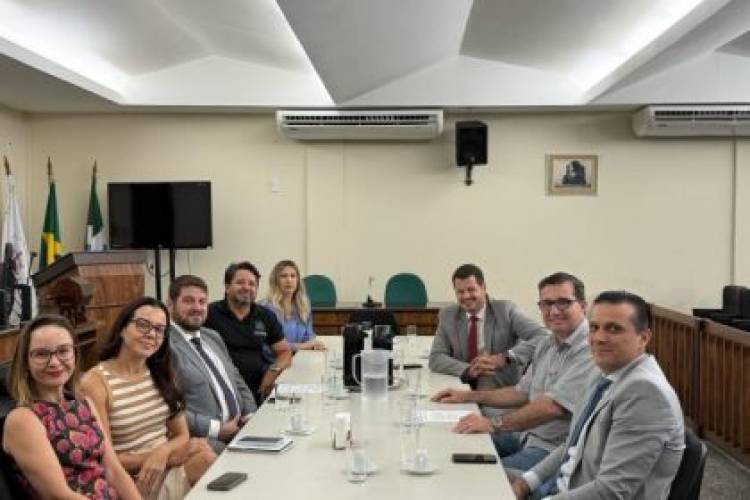Prefeito e magistrados de Três Lagoas discutem parcerias e reforçam apoio no desenvolvimento da “Casa da Mulher Brasileira”