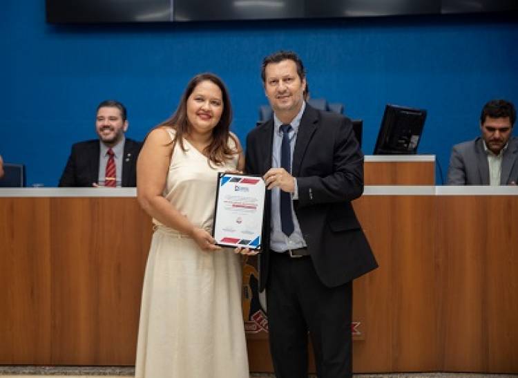 Diploma de excelência é outorgado a onze artesãs do município