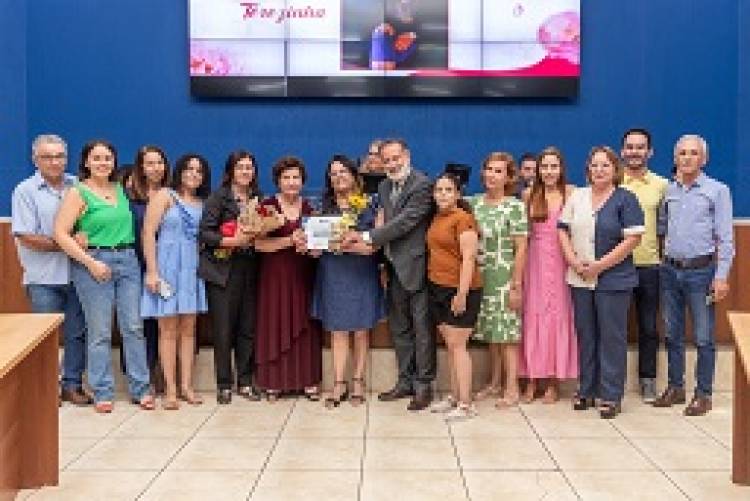 Câmara realiza solenidade em alusão ao Dia Internacional das Mulheres