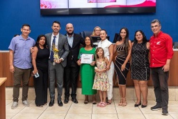 Câmara realiza solenidade em alusão ao Dia Internacional das Mulheres
