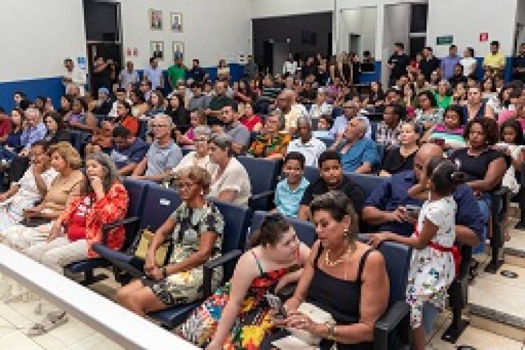 Câmara realiza solenidade em alusão ao Dia Internacional das Mulheres