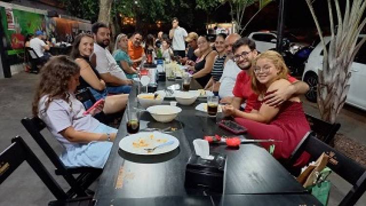 Aniversário de Jairo Delamare é comemorado e grande estilo no JB Restaurante