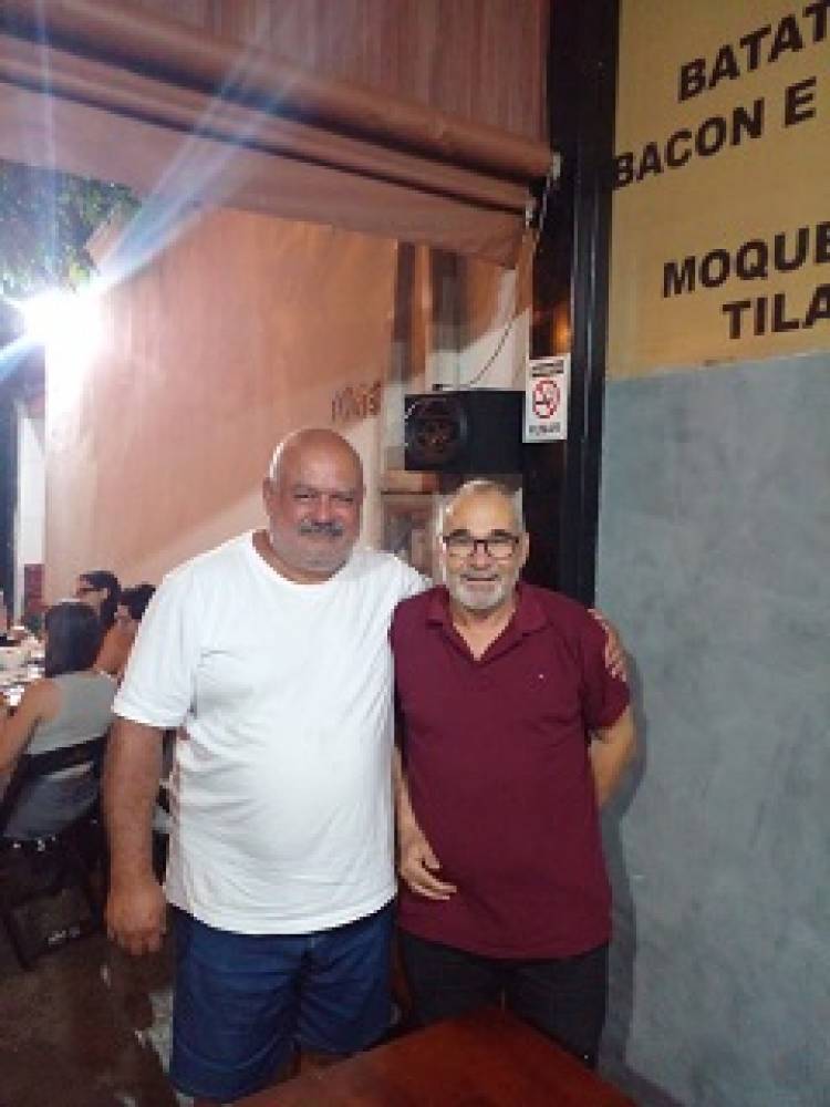 Aniversário de Jairo Delamare é comemorado e grande estilo no JB Restaurante