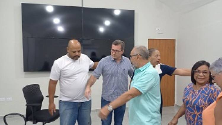Prefeito bate o martelo e diz que o Bairro Maresias não tem área verde e academia poderá ser retirada em Reunião com a UTAM