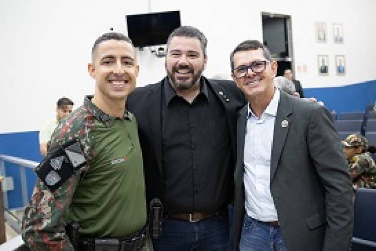  Presidente da Câmara Vereador Tonhão prestigia troca de comando da Polícia Militar
