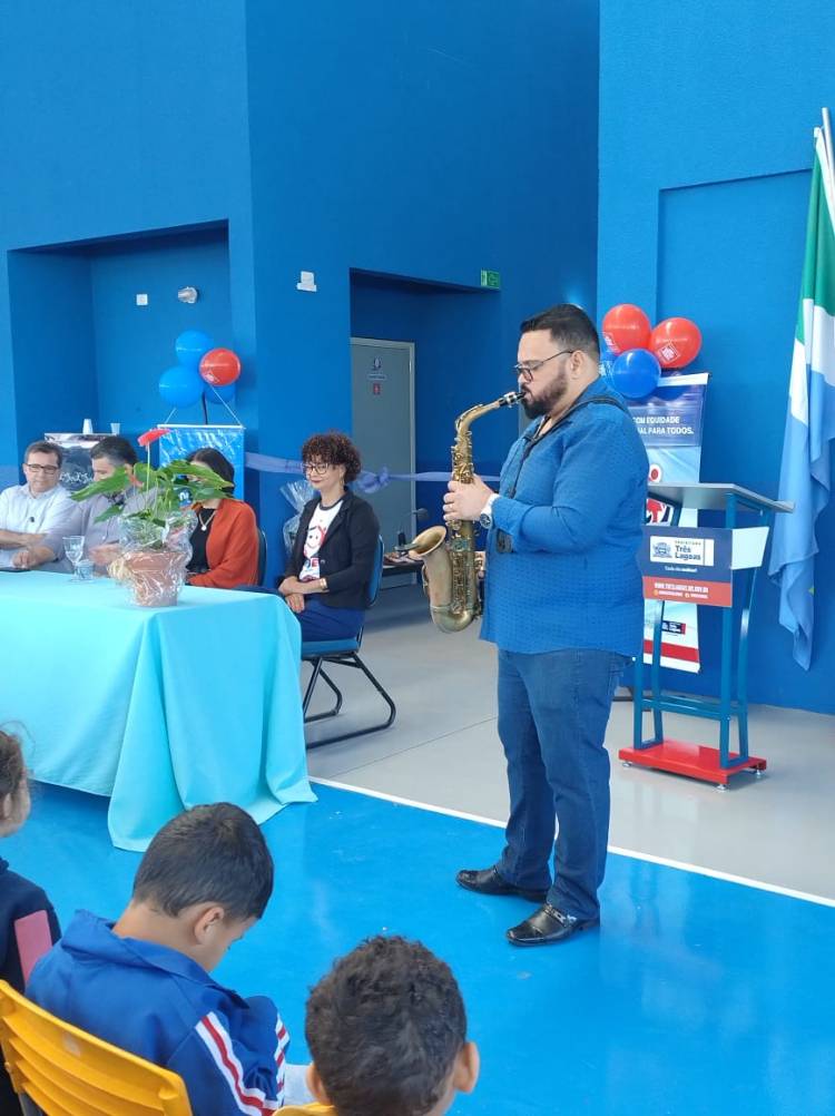 Escola Municipal Parque São Carlos passa a ser Integral