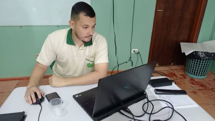  SECTL, SENAR e Sindicato Rural formam 10 pilotos profissionais de drones