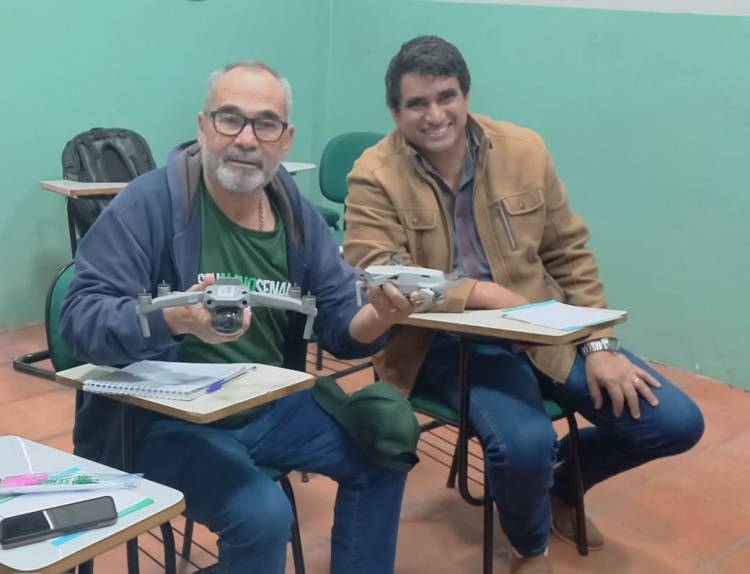  SECTL, SENAR e Sindicato Rural formam 10 pilotos profissionais de drones