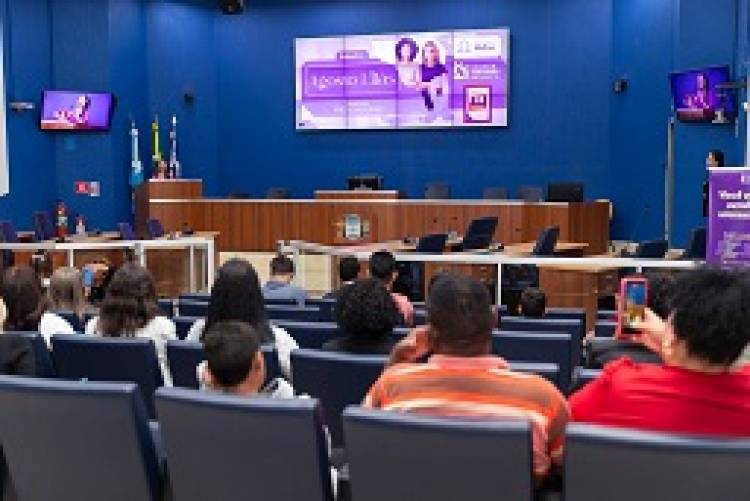 Vereadoras promovem evento de abertura do Agosto Lilás
