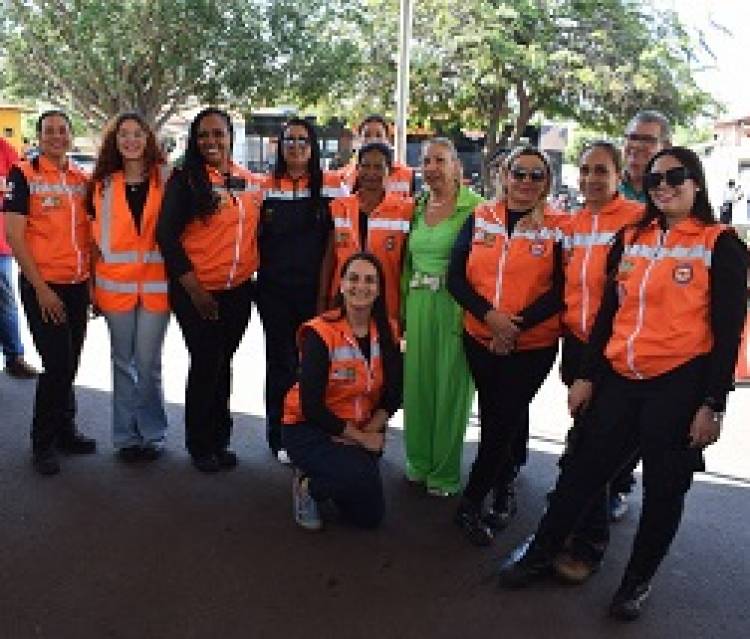 Defesa Civil foi o destaque do Desfile de 7 de setembro na Circular da Lagoa 
