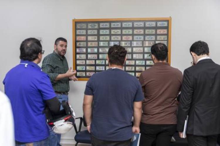 Universitários participam do programa Visita Guiada