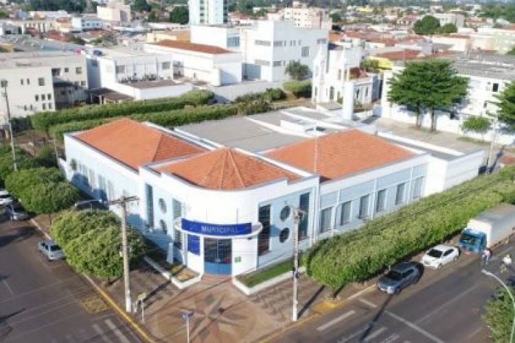 Veja o que abre e o que fecha na Prefeitura de TL nesta segunda-feira (27) devido ao feriado do Dia do Servidor Público