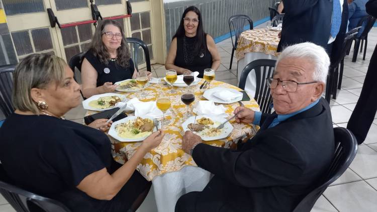 Lions Clube de Três Lagoas celebra 70 anos, recebe mimo dos afilhados, Monção da Câmara de Vereadores e reconhecimento do Governador do Distrito LC 8